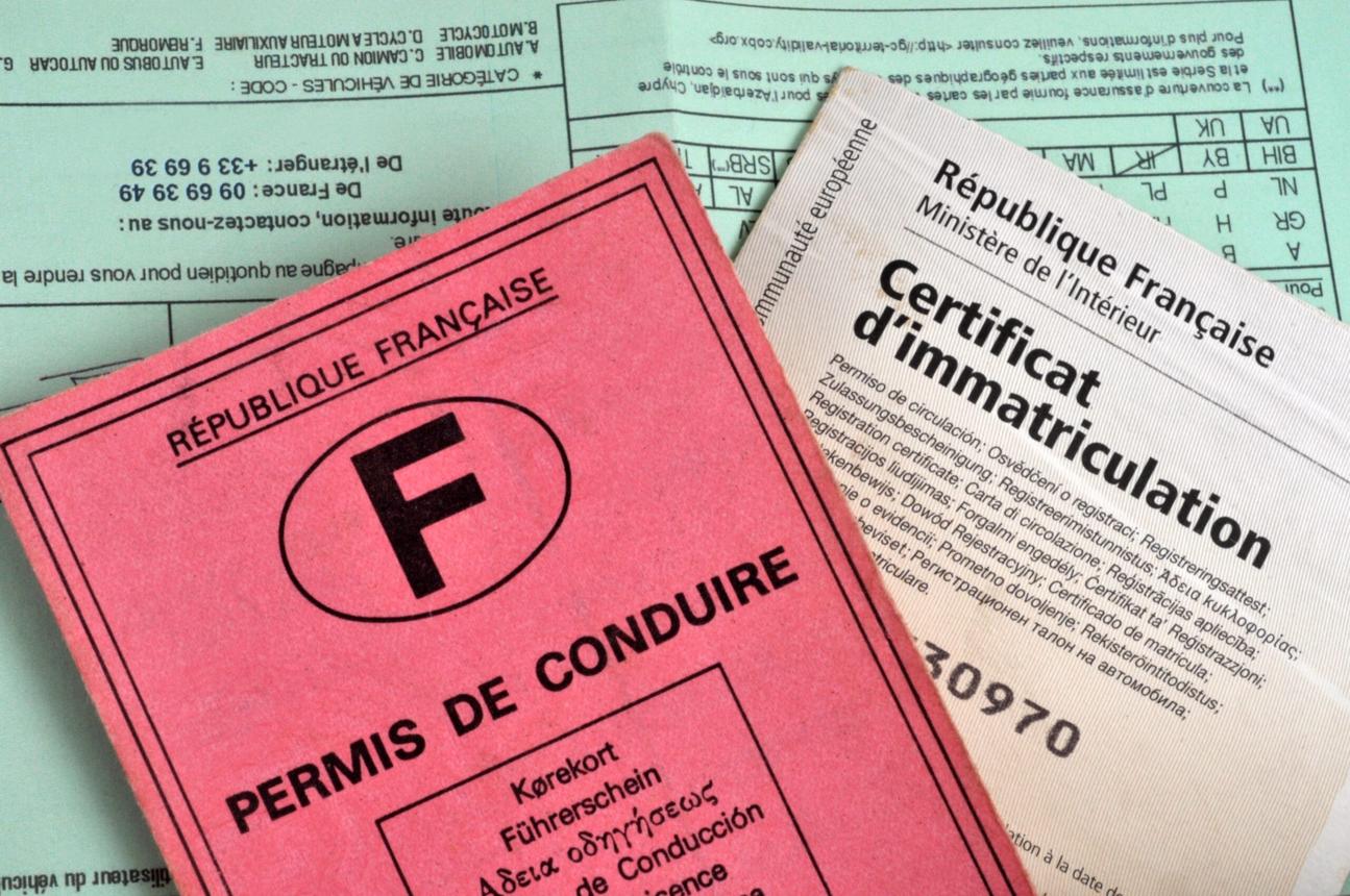 Est-ce que le permis de conduire est une pièce d’identité ?