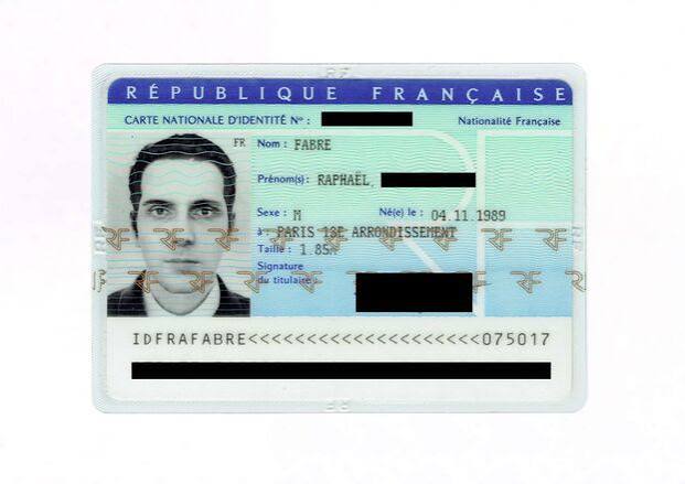 Fausse carte d'identité